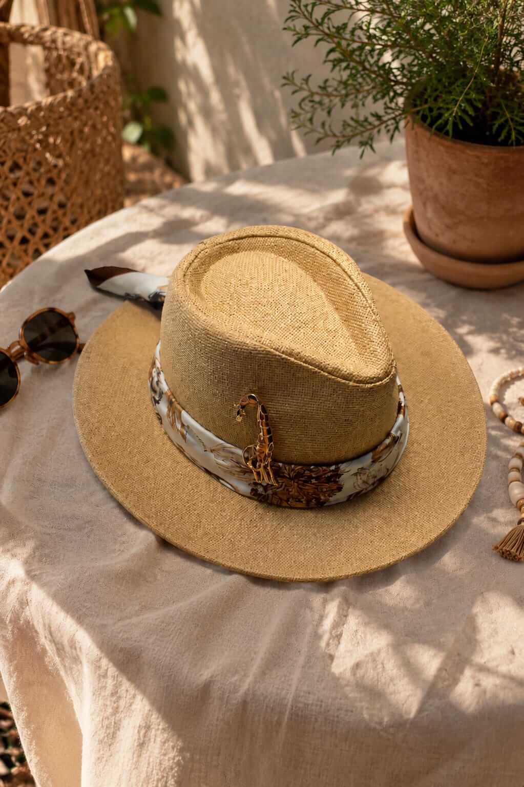 Soren straw hat by Sapé