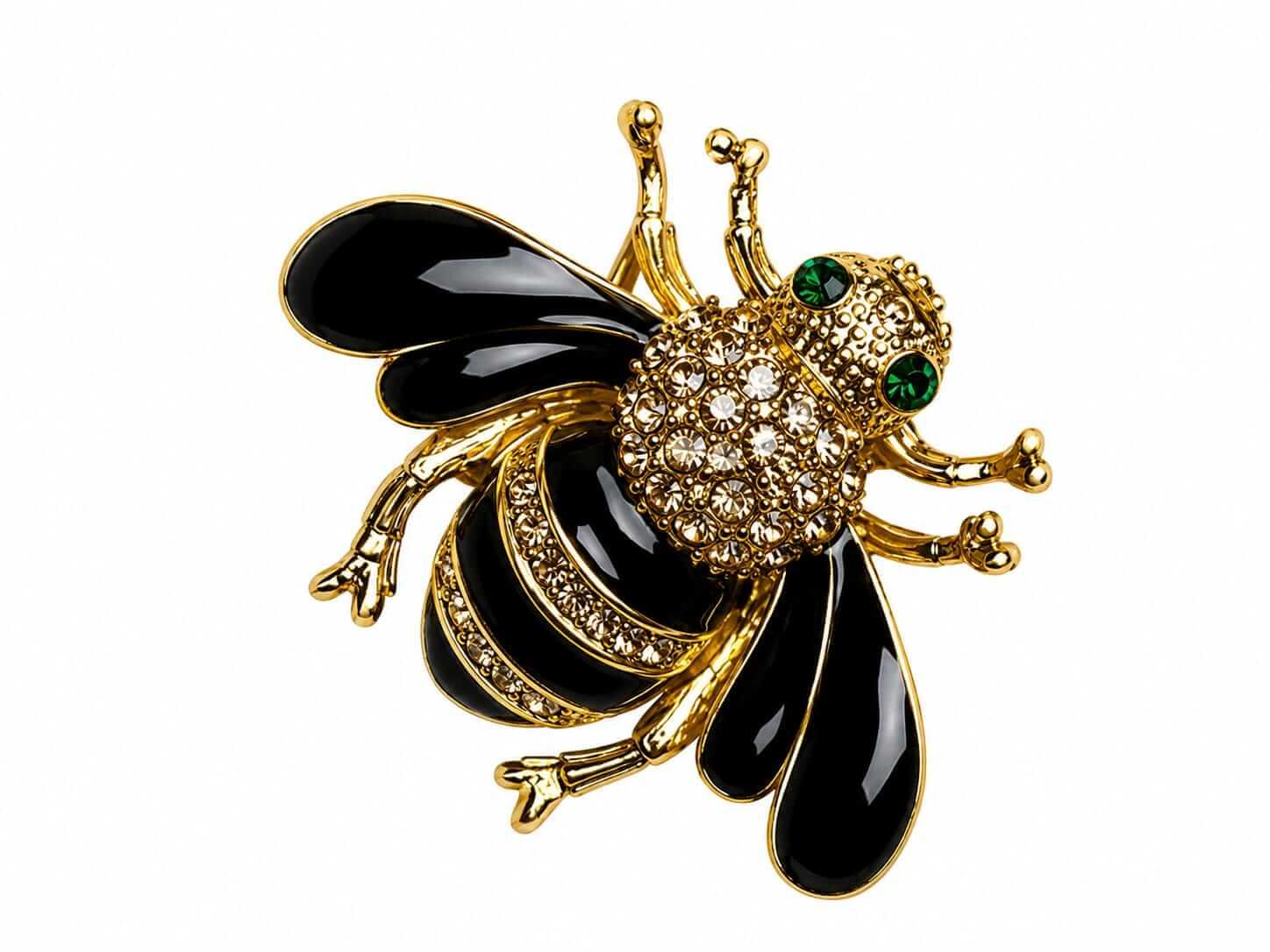 Bee Brooch by Sapé